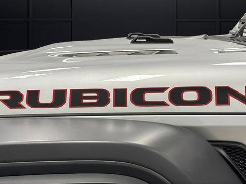 Used 2024 Jeep Wrangler Unlimited Rubicon w/ XTREMEE 35" Tire Package image 35