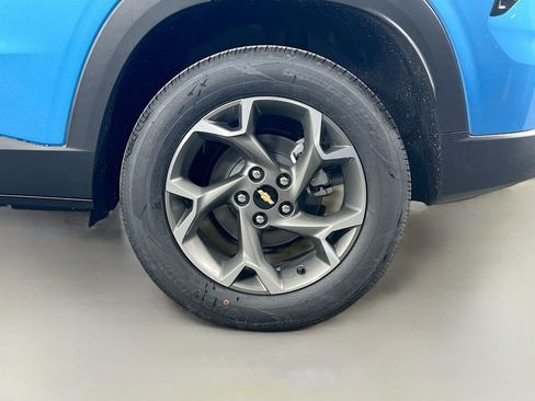 New 2026 Chevrolet Trax LT image 28