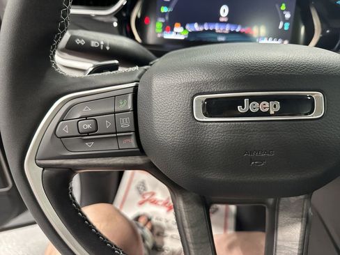 Used 2024 Jeep Grand Cherokee Limited 4xe w/ Luxury Tech Group II image 30