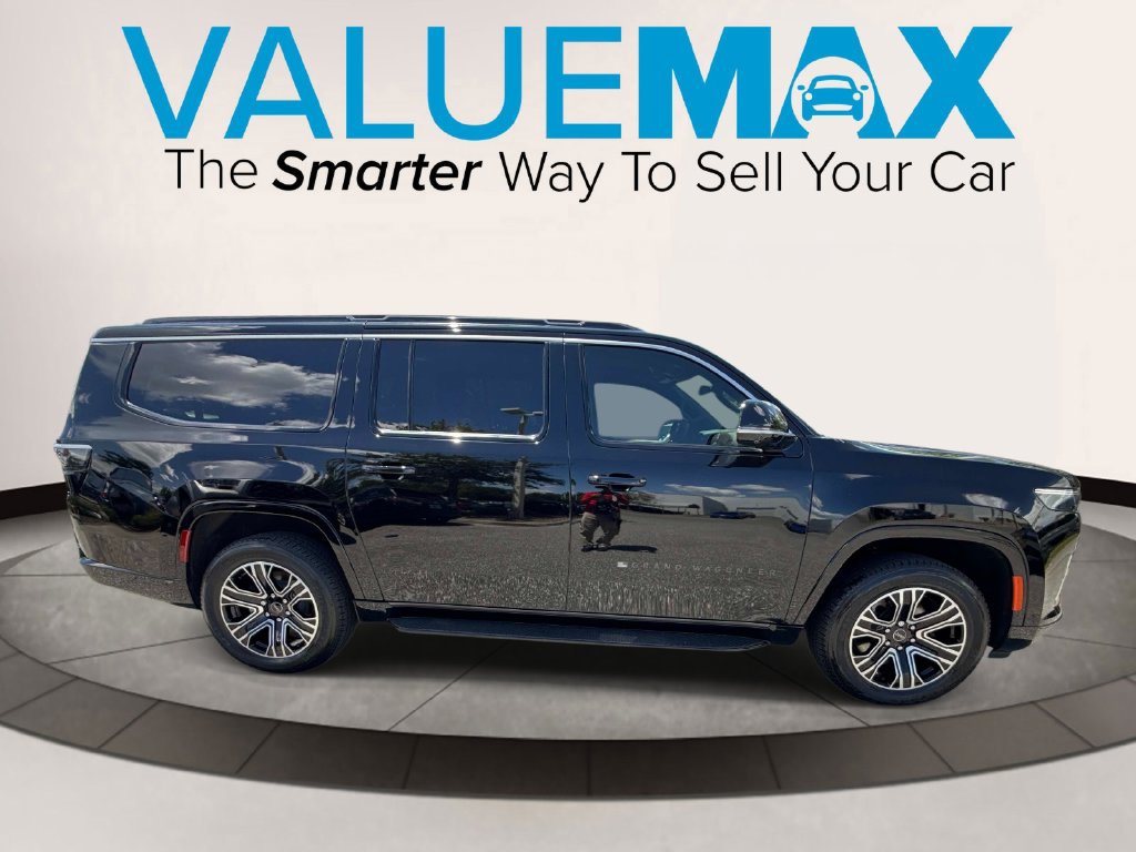 Used 2026 Jeep Grand Wagoneer L 2WD w/ Premium Group I image 2