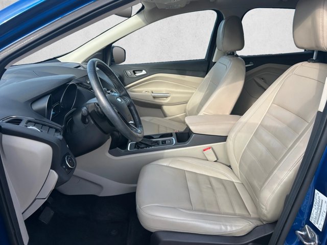 Used 2017 Ford Escape Titanium FWD image 17