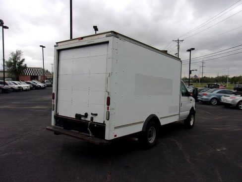 Used 2014 Ford E-350 and Econoline 350 Super Duty image 5