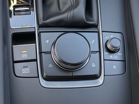 New 2026 MAZDA MAZDA3 s FWD image 24