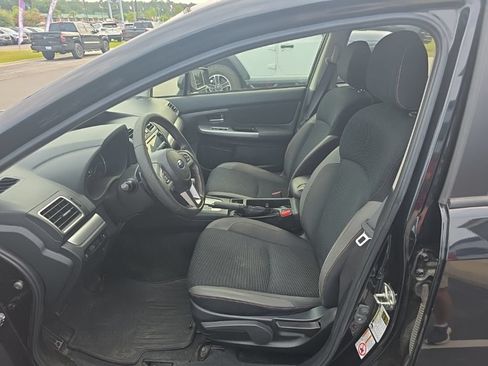 Used 2017 Subaru Crosstrek 2.0i Premium AWD/4WD image 8
