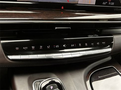 Used 2022 Cadillac Escalade ESV Sport Platinum image 21