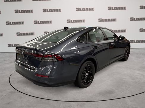New 2025 Honda Accord SE image 5