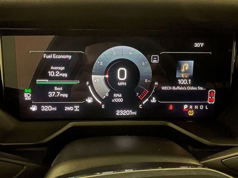 Used 2025 GMC Acadia Elevation image 31