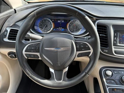 Used 2015 Chrysler 200 C image 17