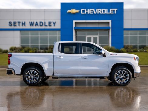 New 2026 Chevrolet Silverado 1500 LT AWD/4WD image 8