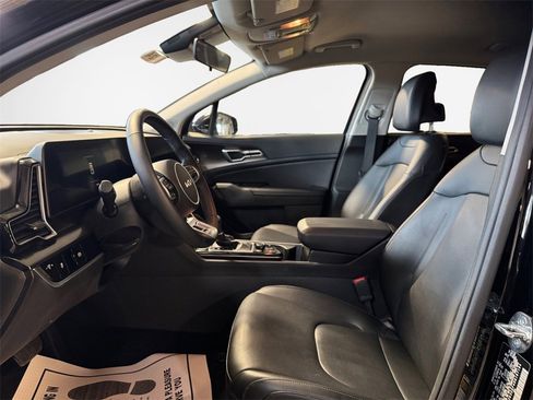 Certified 2024 Kia Sportage EX image 12