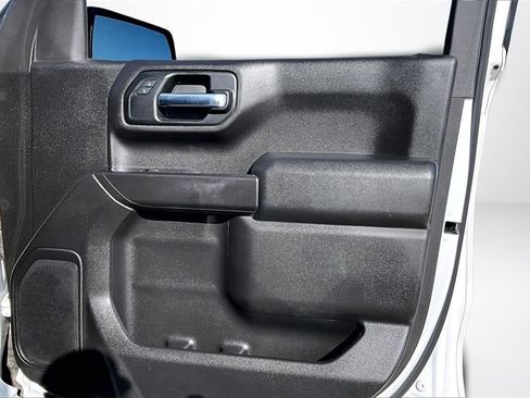 Used 2020 Chevrolet Silverado 1500 Custom w/ Custom Value Package image 28