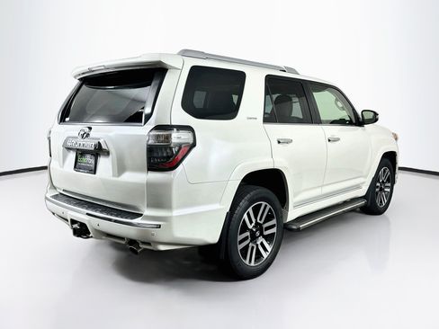 Used 2016 Toyota 4Runner Limited AWD/4WD image 9