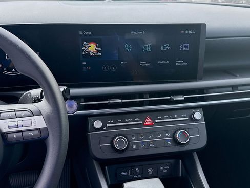 New 2025 Hyundai Tucson SE image 10