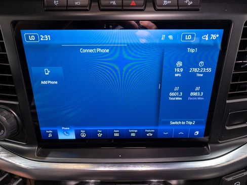 Used 2022 Ford F150 Lariat AWD/4WD image 24