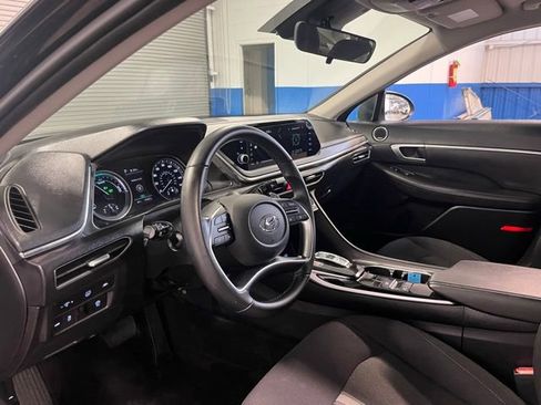 Used 2023 Hyundai Sonata SEL w/ Cargo Package image 22