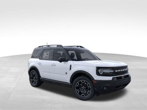 New 2025 Ford Bronco Sport Outer Banks w/ Outer Banks Tech Package+ image 8