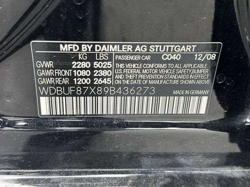 Used 2009 Mercedes-Benz E 350 4MATIC Sedan image 18