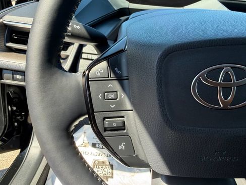 Certified 2025 Toyota Prius Limited w/ Limited Premium Package FWD image 13