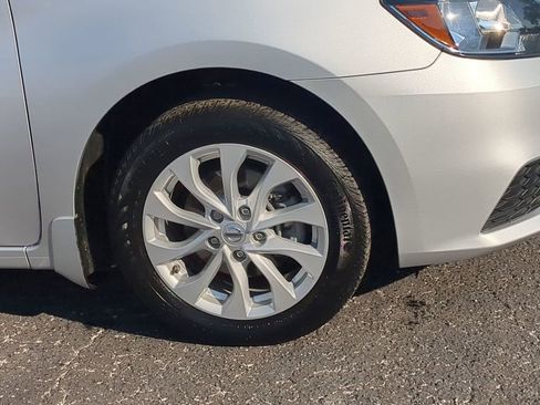 Certified 2019 Nissan Sentra SV image 12