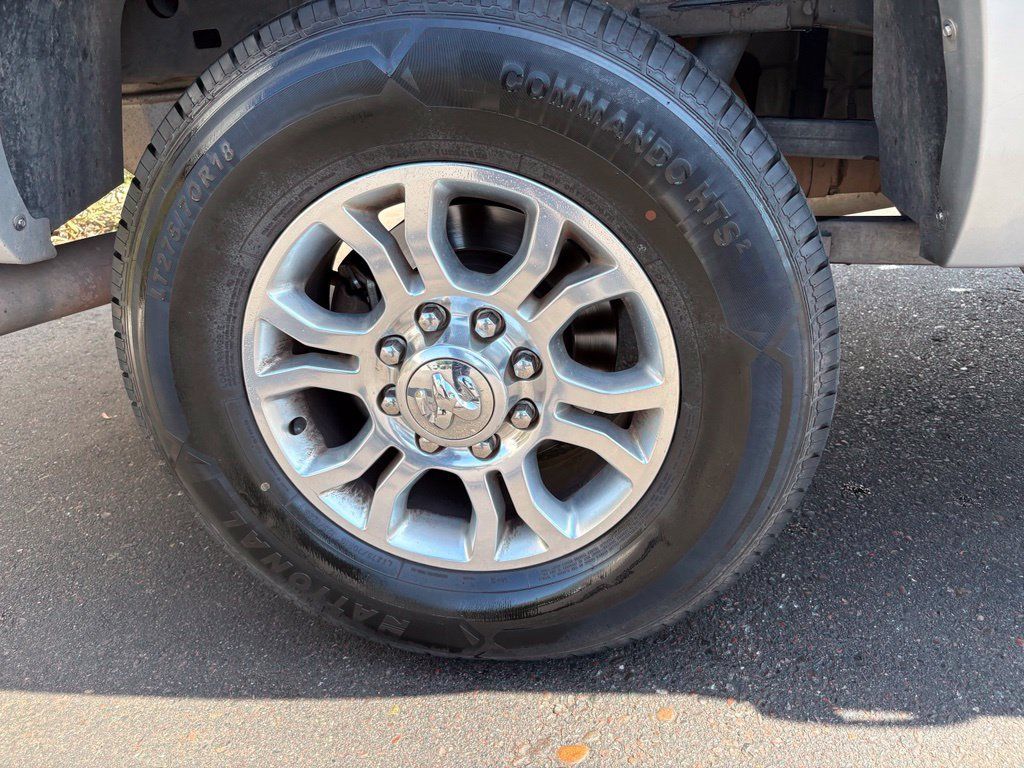 Used 2016 RAM 2500 Laramie AWD/4WD image 6