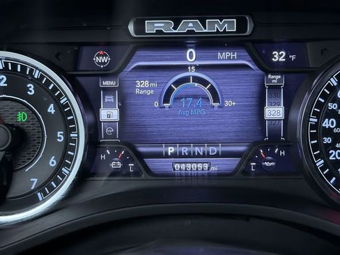 Used 2022 RAM 1500 Big Horn image 22