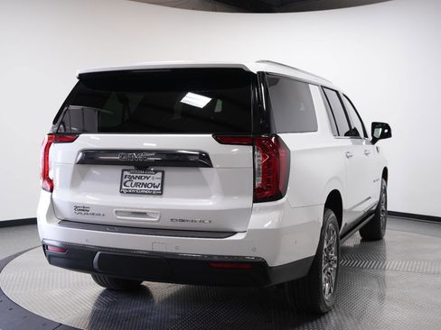 Used 2024 GMC Yukon XL Denali Ultimate AWD/4WD image 8