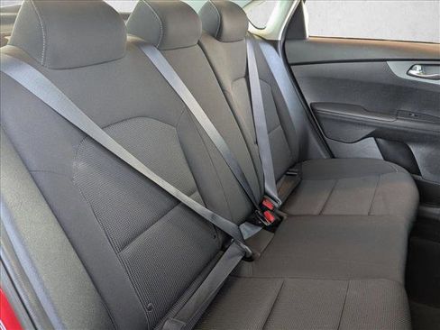 Used 2020 Kia Forte LXS FWD image 15