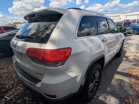 Used 2017 Jeep Grand Cherokee Limited w/ Luxury Group II image 9