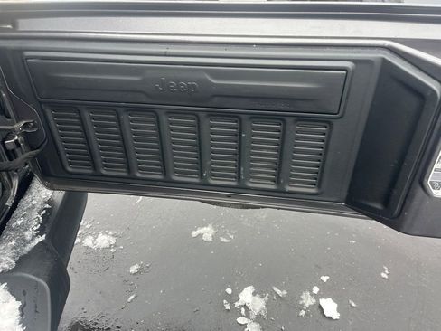 Used 2020 Jeep Wrangler Unlimited Sport S image 26