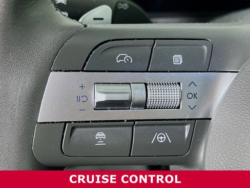 Used 2025 Hyundai Sonata SEL image 15