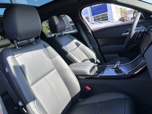 New 2026 Land Rover Range Rover Velar Dynamic SE image 21