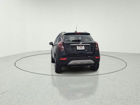 Used 2021 Buick Encore Preferred AWD/4WD image 5