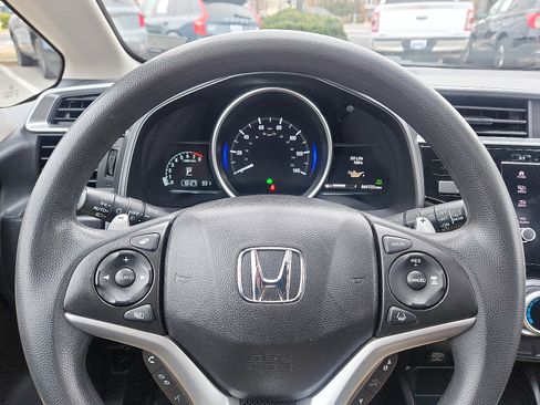 Used 2018 Honda Fit EX image 19