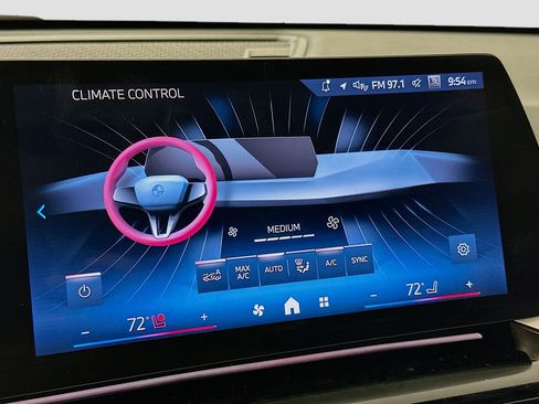 Used 2025 BMW X1 xDrive28i image 23