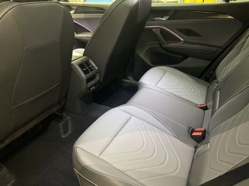 New 2026 Volkswagen Tiguan SE R-Line AWD/4WD image 5