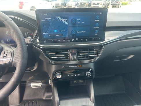 Certified 2024 Ford Escape ST-Line w/ Tech Pack #1 FWD image 30