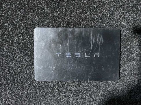 Used 2023 Tesla Model Y Long Range AWD/4WD image 18