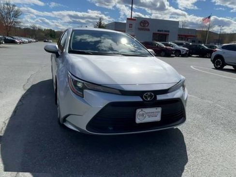New 2026 Toyota Corolla LE FWD image 3