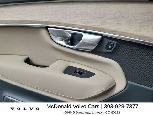 New 2026 Volvo XC90 B6 Core AWD/4WD image 15