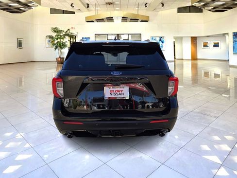 Used 2023 Ford Explorer ST-Line w/ Class IV Trailer Tow Package image 6