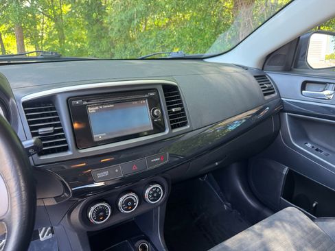 Used 2015 Mitsubishi Lancer Evolution GSR AWD/4WD image 37
