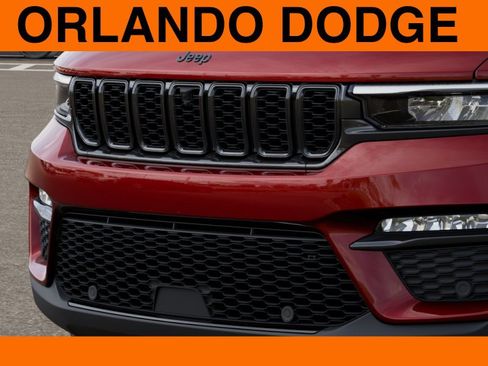 New 2025 Jeep Grand Cherokee Limited w/ Luxury Tech Group II AWD/4WD image 11