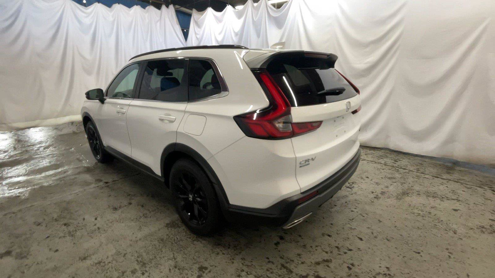 Used 2023 Honda CR-V Sport image 9