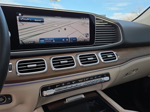 Used 2024 Mercedes-Benz GLE 450 GLE 450 Exclusive 4MATIC image 19