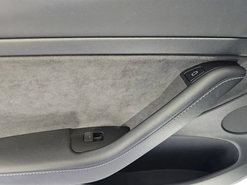 Used 2021 Tesla Model 3 Standard Range Plus RWD image 11