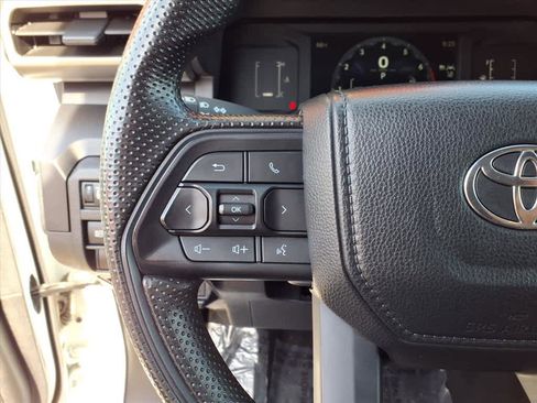 Used 2024 Toyota Tacoma SR image 17