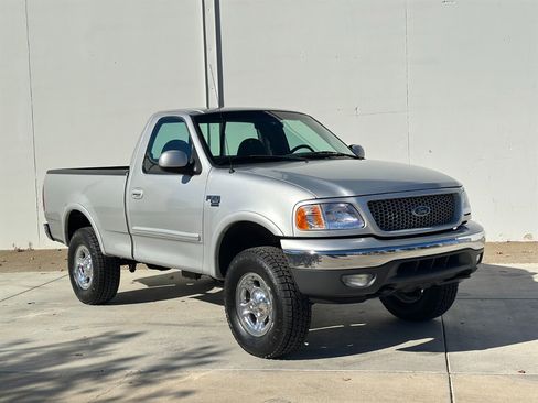 Used 1999 Ford F150 4x4 Regular Cab image 5