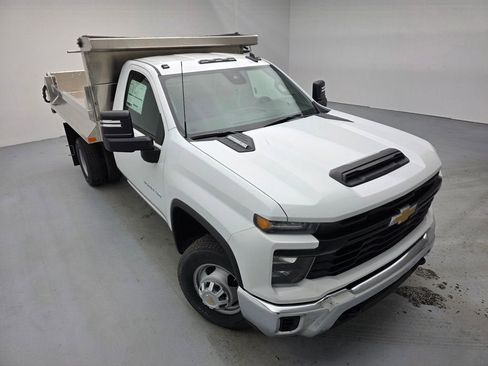 New 2026 Chevrolet Silverado 3500 W/T w/ WT Convenience Package AWD/4WD image 1