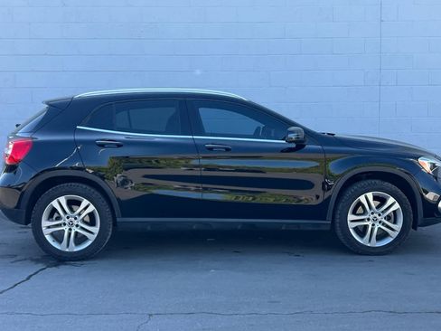 Used 2019 Mercedes-Benz GLA 250 4MATIC image 9