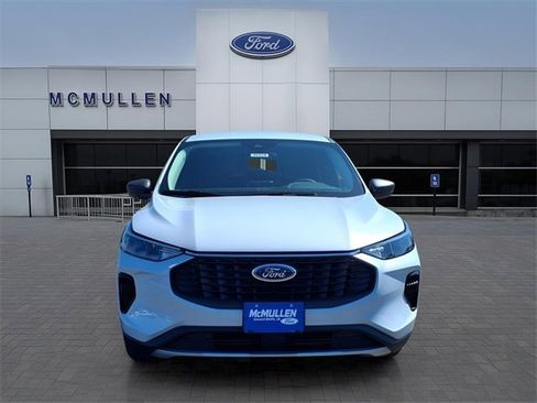 Used 2025 Ford Escape Active w/ Cold Weather Package image 8